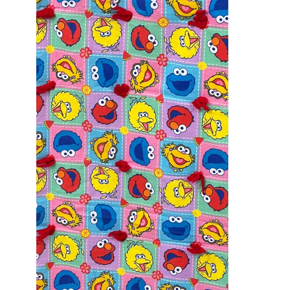 Vintage Sesame Street Handmade Quilt Hand Tied‎ Elmo Big Bird 42x50 Red Backing - Picture 3 of 5